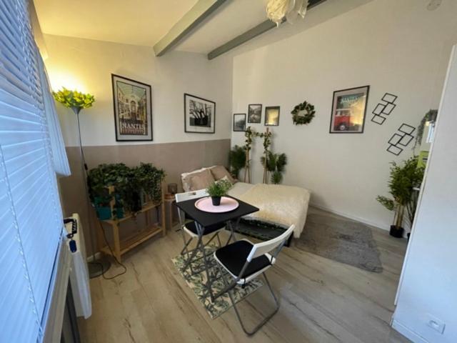 Le Petit Nid Apartman Nantes Kültér fotó